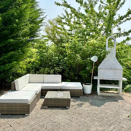 Talian Charm At Vineyard Near 펜션 *