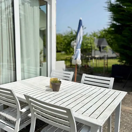 Talian Charm At Vineyard Near *
